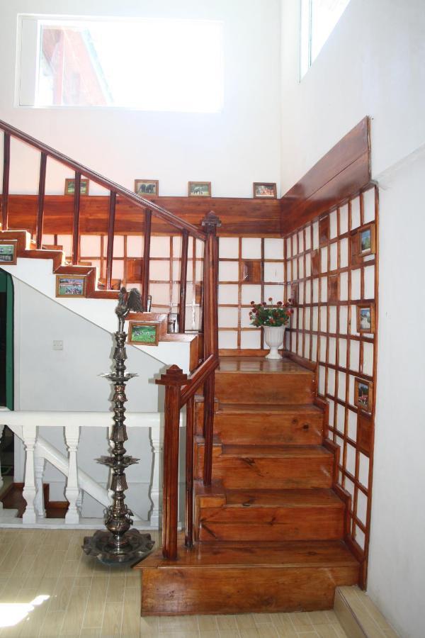Bezel Bungalow Нувара-Элия Экстерьер фото