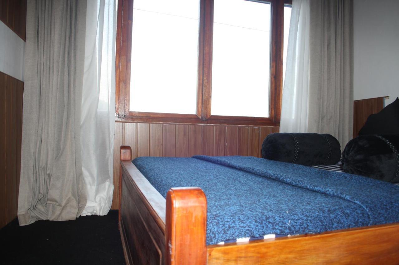 Bezel Bungalow Нувара-Элия Экстерьер фото